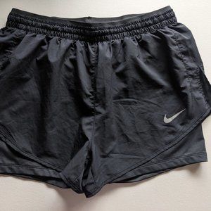 Nike shorts medium
